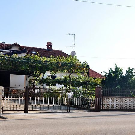 Franko Apartmani Zambratija (Istria) Exterior foto